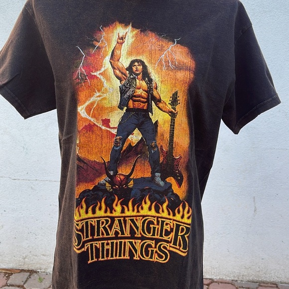 Stranger Things - Picture 7 of 10